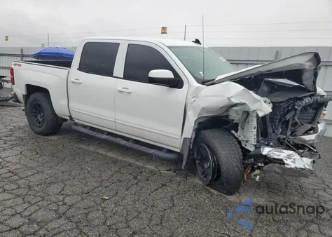 2018 Chevrolet Silverado K1500 Lt z USA, uszkodzony, nr VIN 3GCUKREC8JG462287